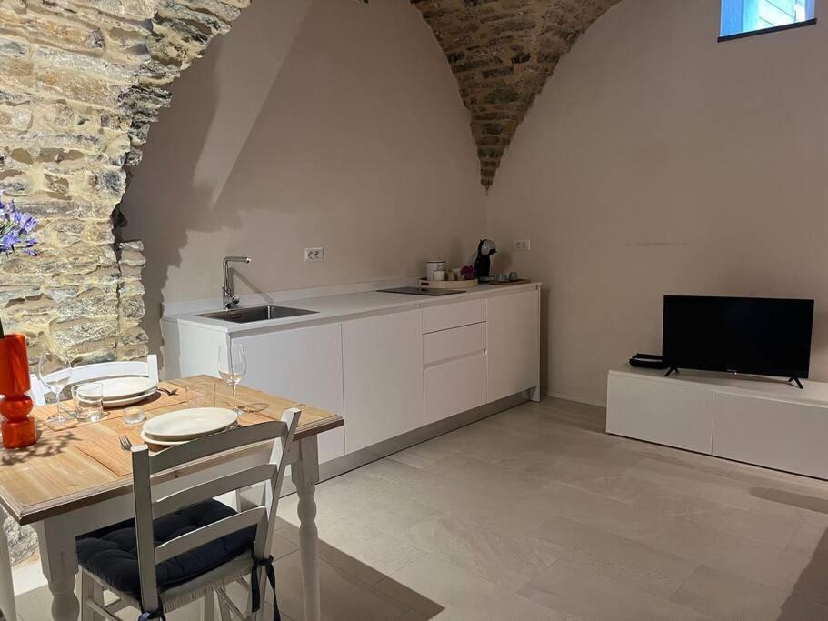 Studio Pietra E Charme Diano San Pietro Zewnętrze zdjęcie
