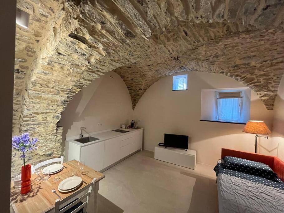 Studio Pietra E Charme Diano San Pietro Zewnętrze zdjęcie